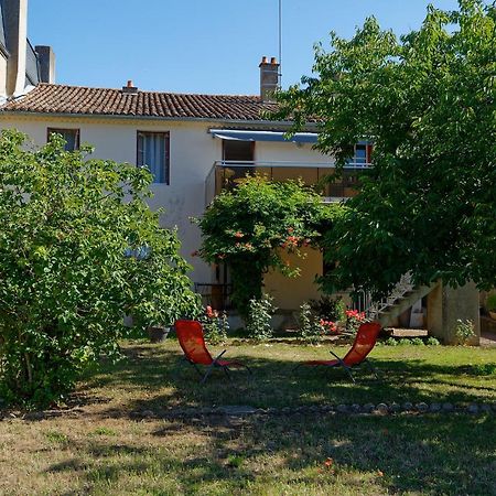 Les Chambres De La Vallee Argentonnay 外观 照片