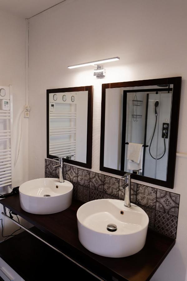 Les Chambres De La Vallee Argentonnay 外观 照片